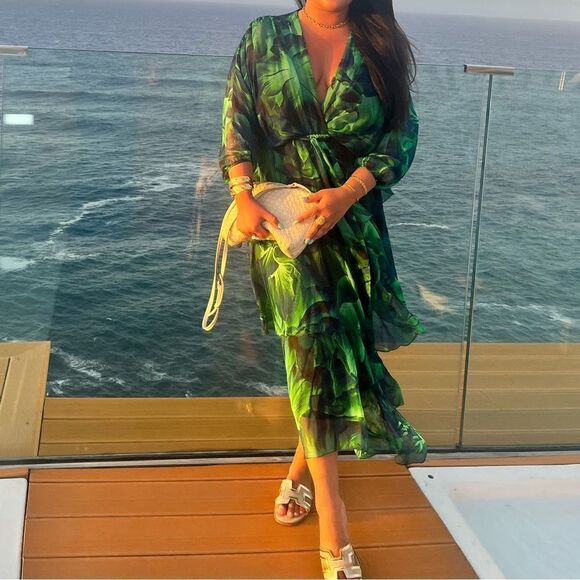 Silk green maxi dress - Picture 4 of 8